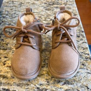 UGG Kids Cozy Tan Winter Boots - Neumel II Boot